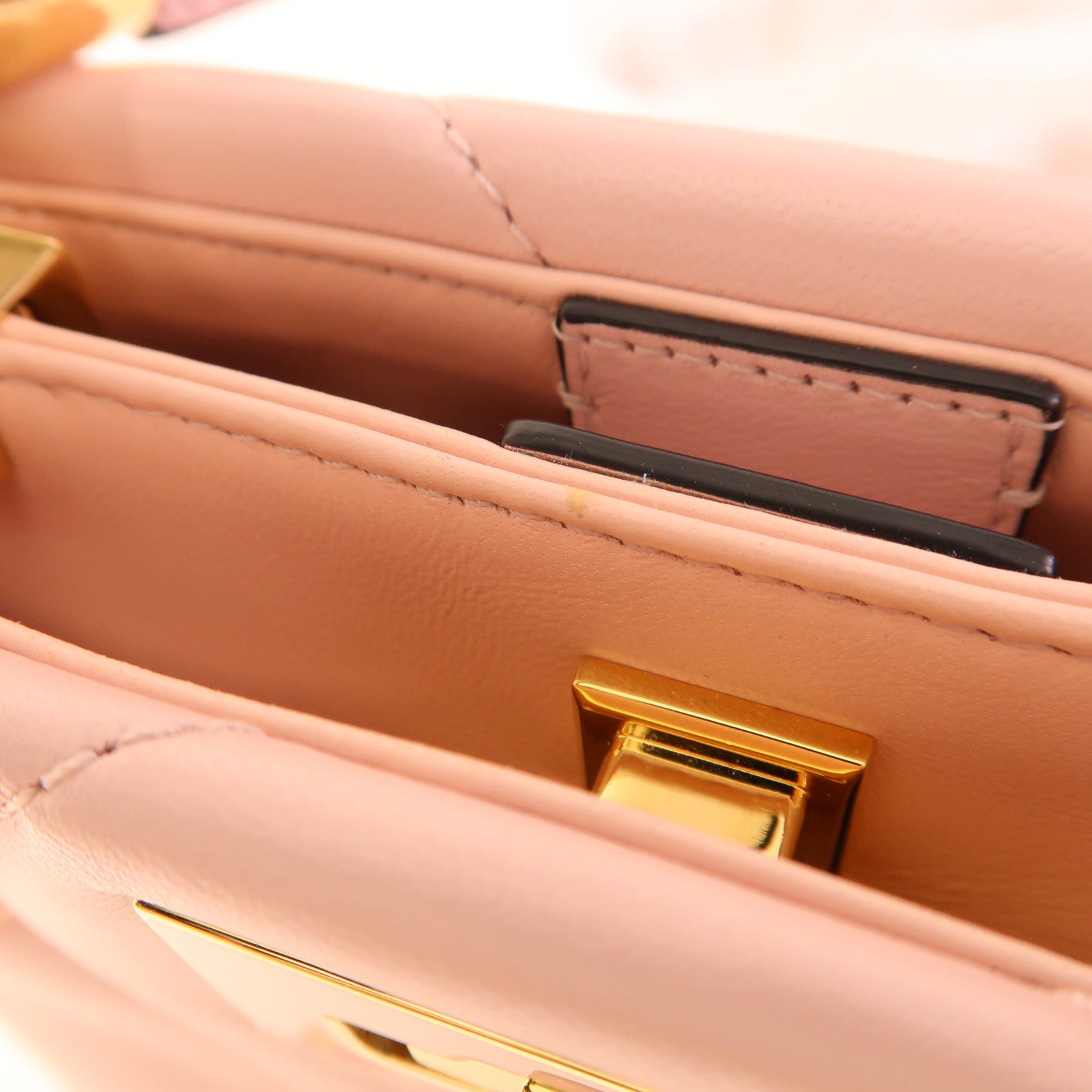 Valentino 牛皮皮革2 Way Shoulder Bag金扣手挽肩背兩用袋
