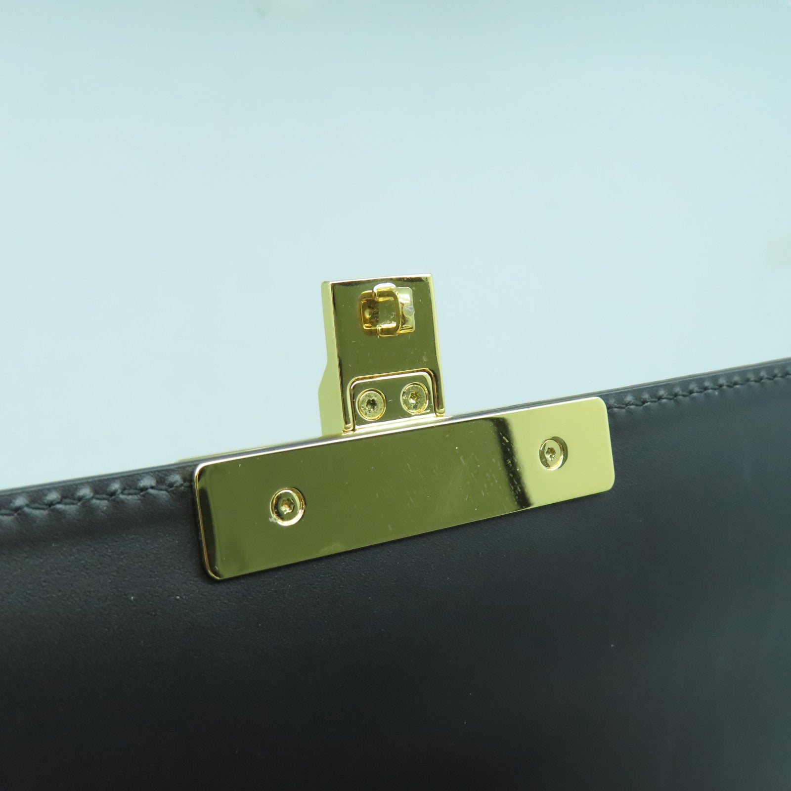 GUCCI 牛皮皮革Shoulder Bag金扣鏈帶肩背袋黑色