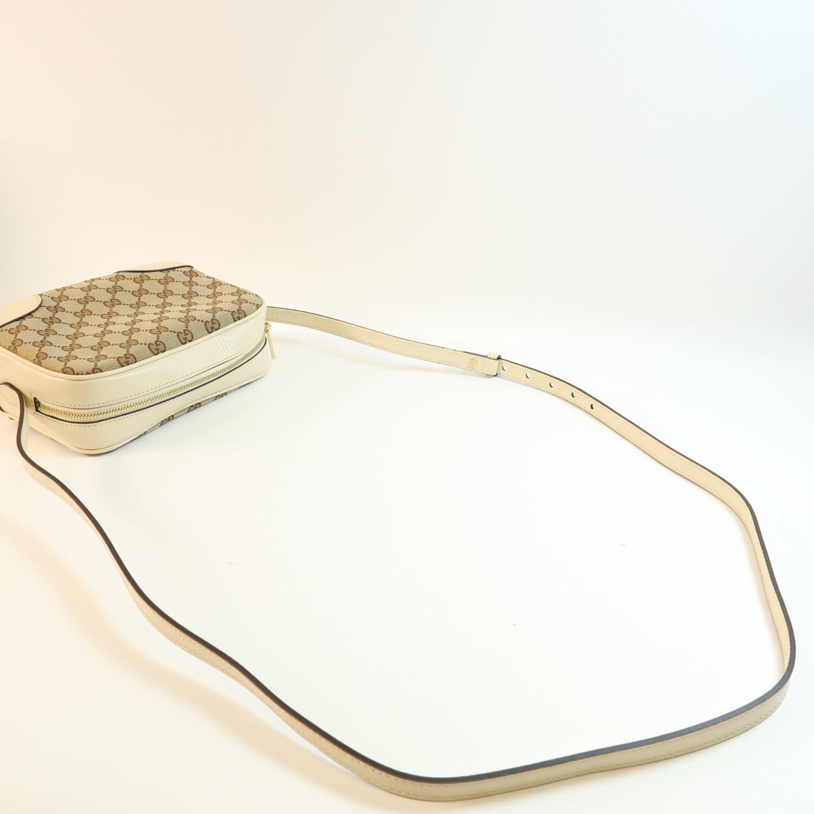 GUCCI 帆布Shoulder Bag金扣肩背袋