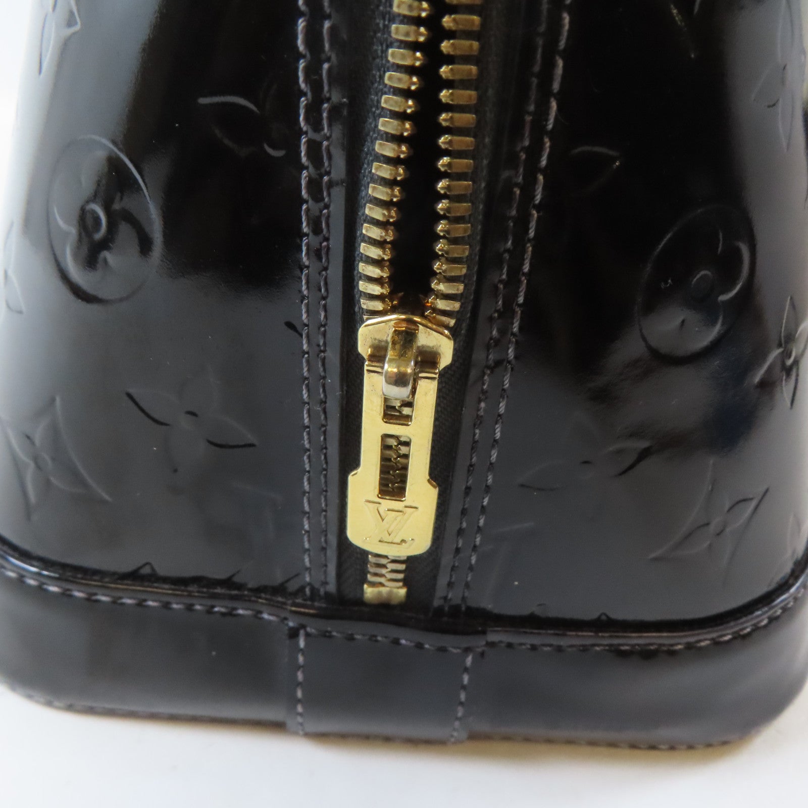 LOUIS VUITTON Vernis Alma金扣手挽袋黑色