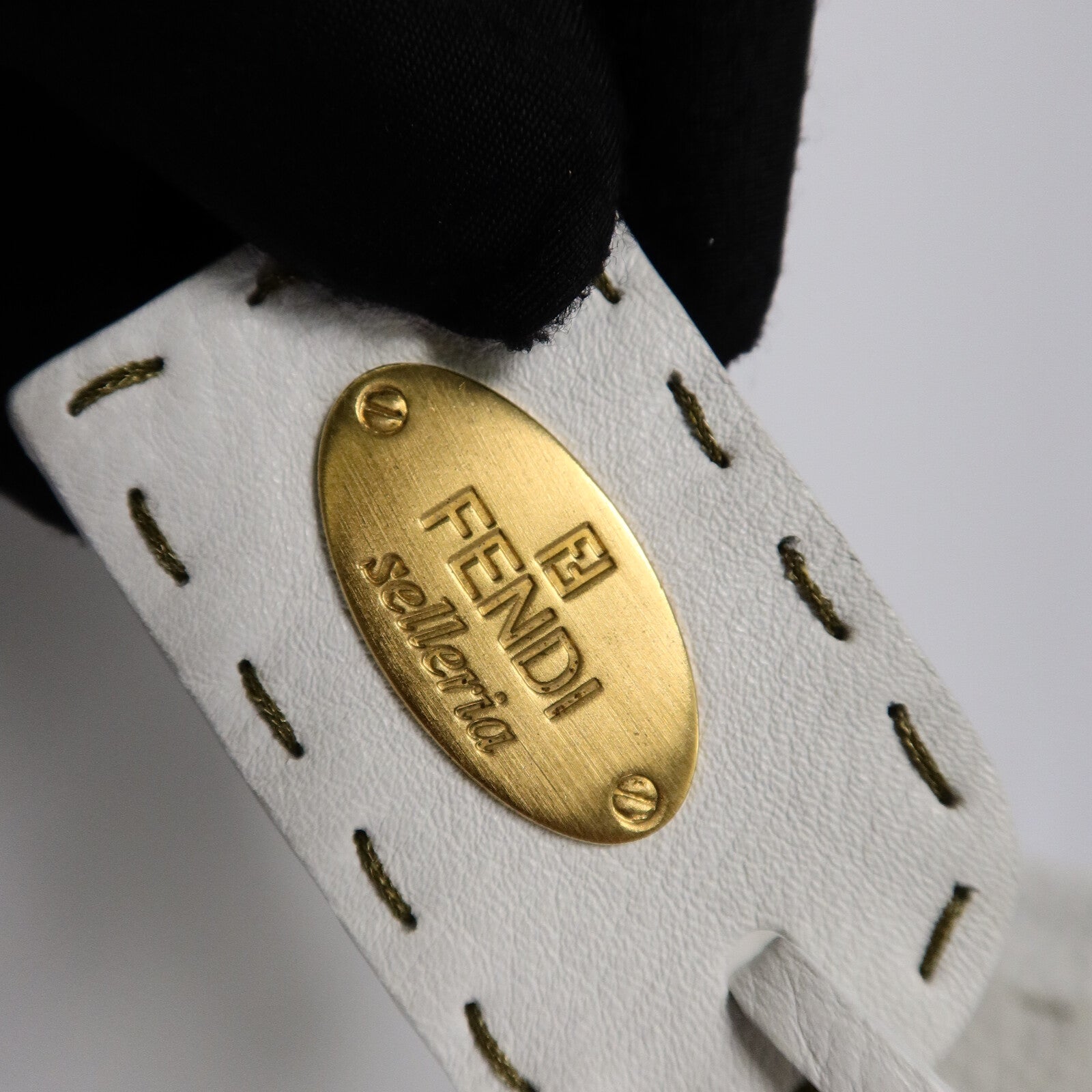 FENDI 牛皮皮革Selleria Linda Bag手挽袋