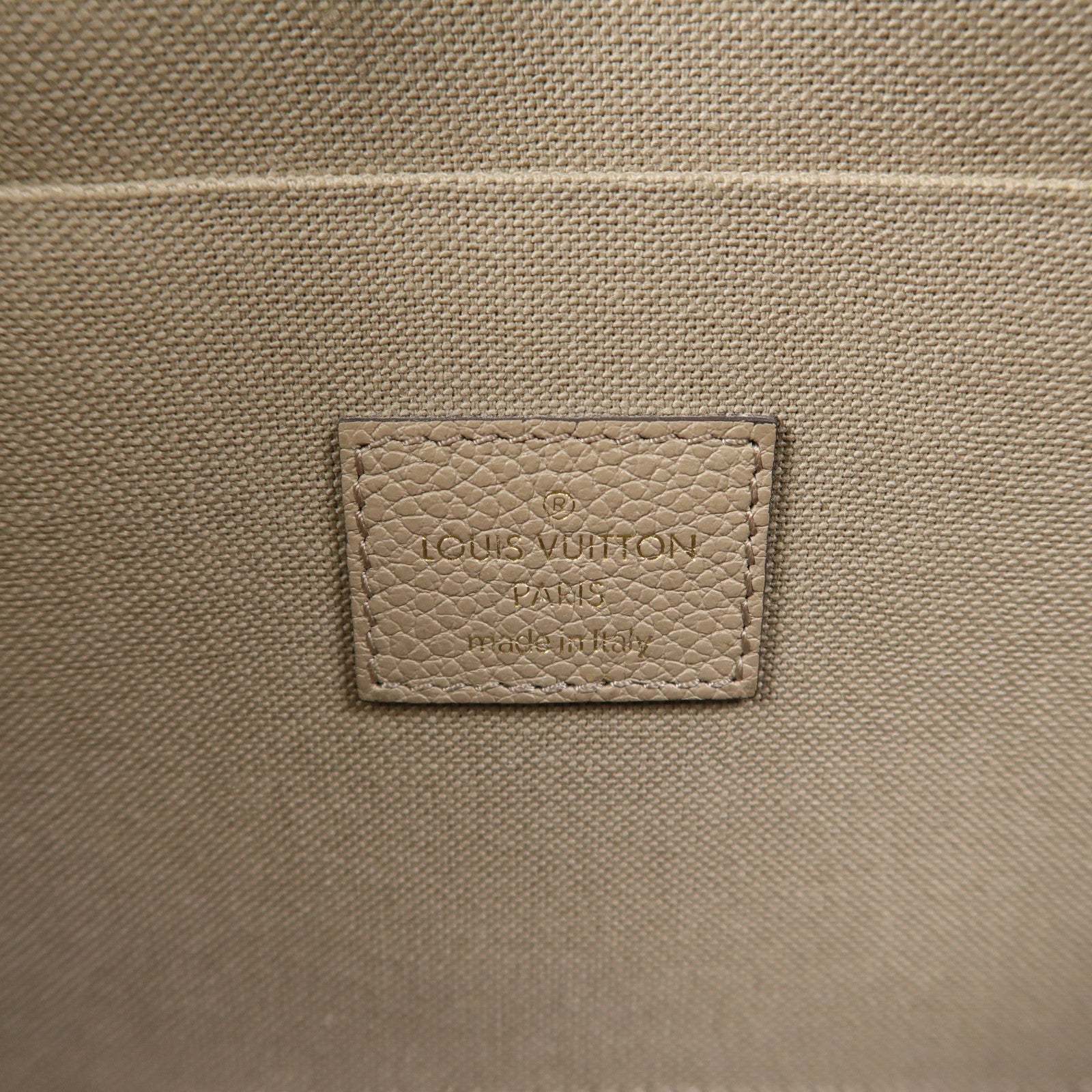 LOUIS VUITTON Monogram Empreinte Felicie Pochette金扣鏈帶肩背袋