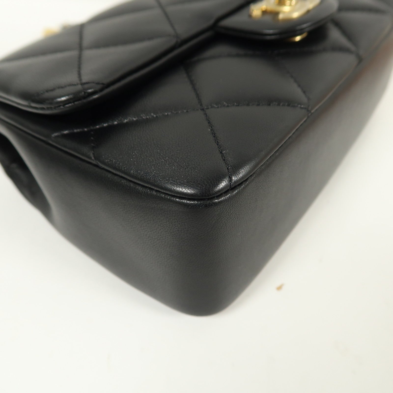 CHANEL 【激減優惠】羊皮皮革Chain Shoulder金扣鏈帶肩背袋黑色