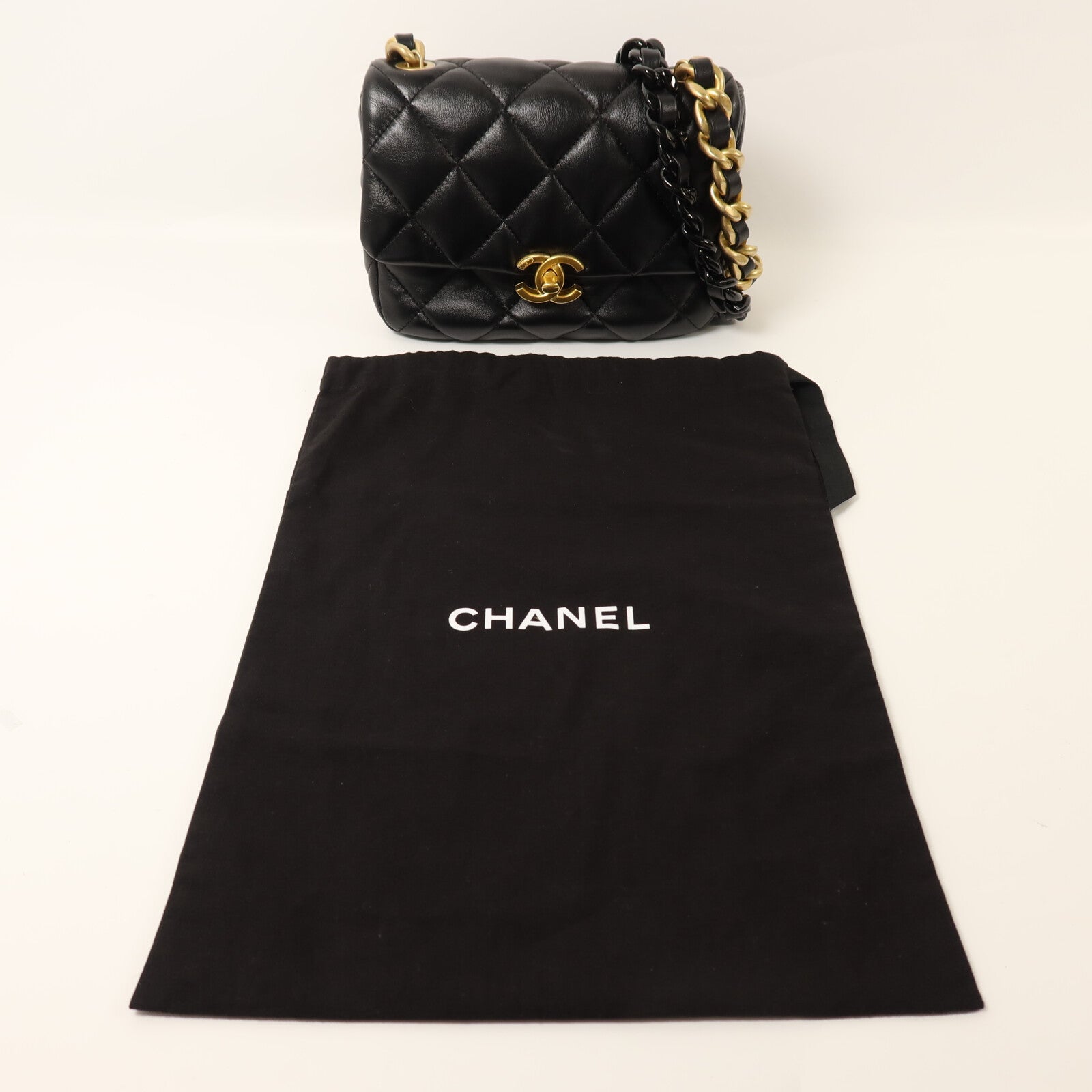CHANEL 羊皮皮革Chain Shoulder鏈帶肩背袋
