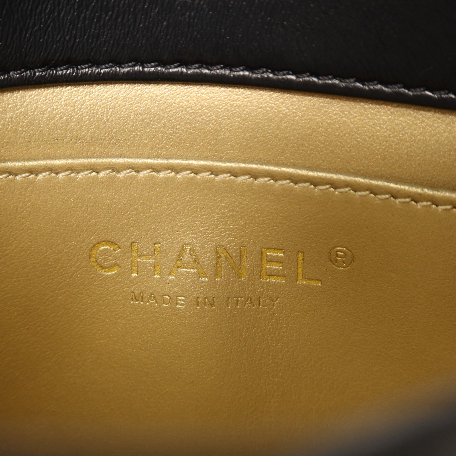 CHANEL 【激減優惠】牛皮皮革Chain Shoulder金扣鏈帶肩背袋