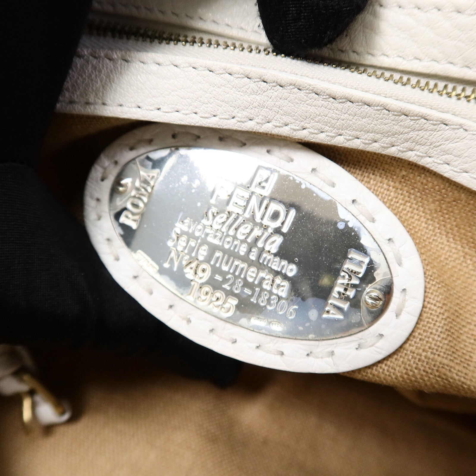 FENDI 牛皮皮革Selleria Linda Bag手挽袋