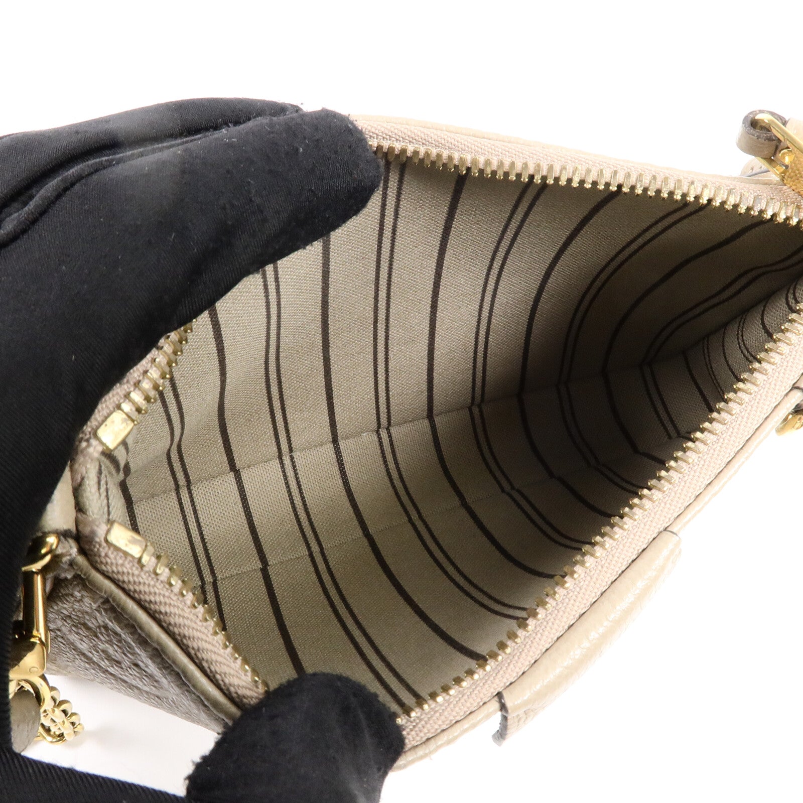 LOUIS VUITTON Monogram Empreinte Easy Pouch On Strap肩背袋