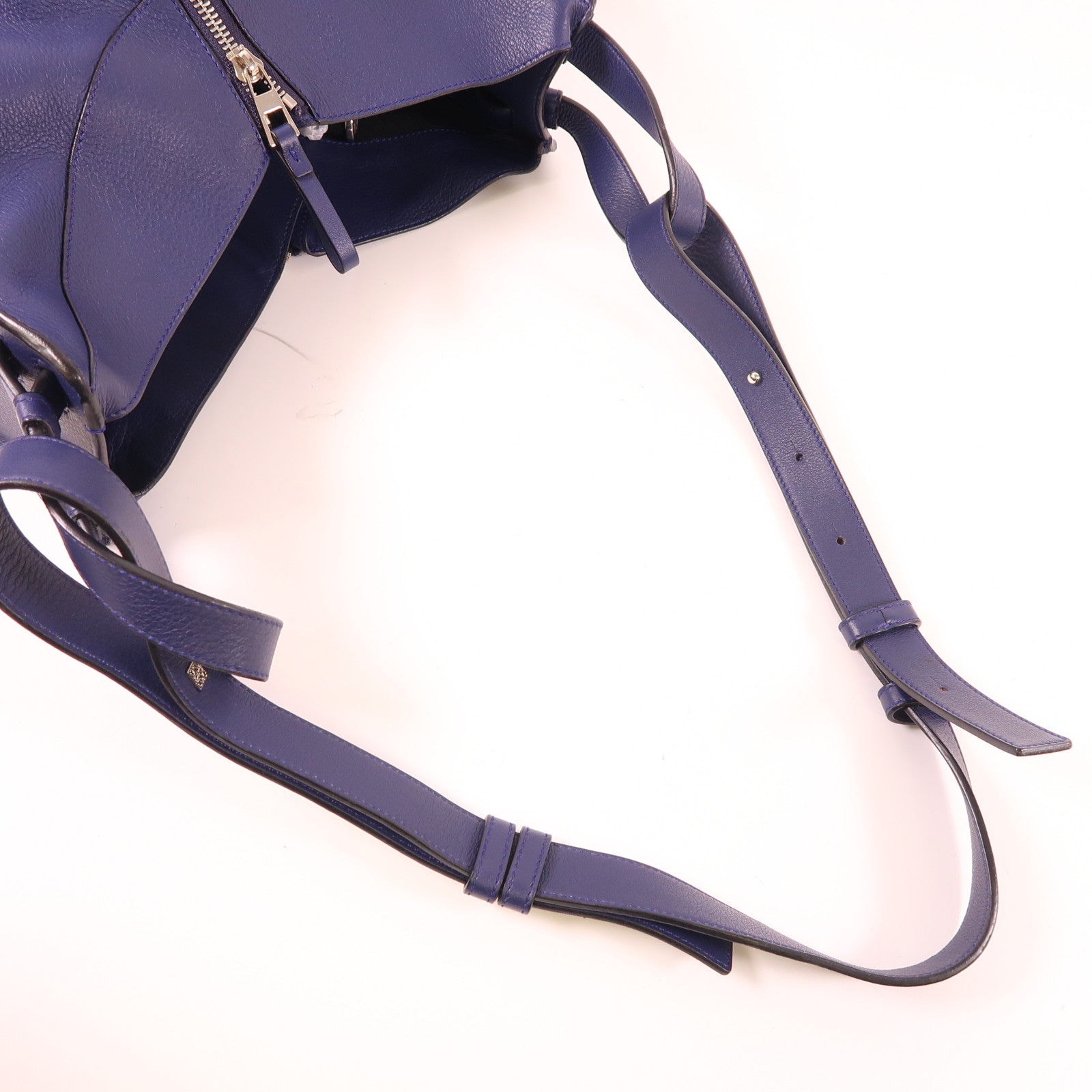 LOEWE 【激減優惠】牛皮皮革Hammock銀扣手挽肩背兩用袋