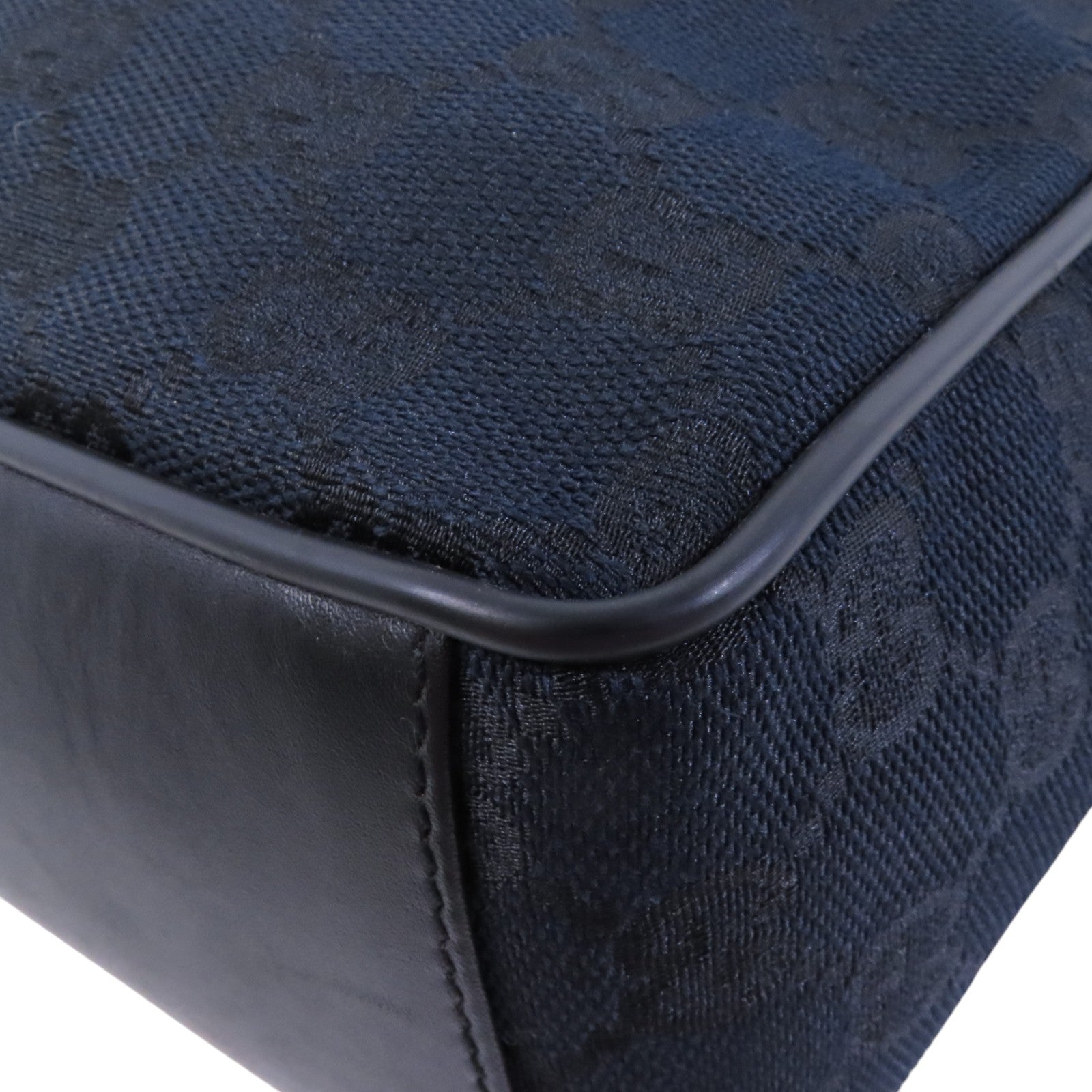 GUCCI GG帆布Hand Bag銀扣肩背袋