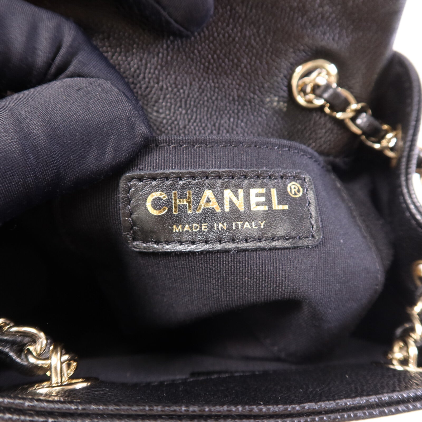 CHANEL 牛皮皮革Small Duma金扣鏈帶背包