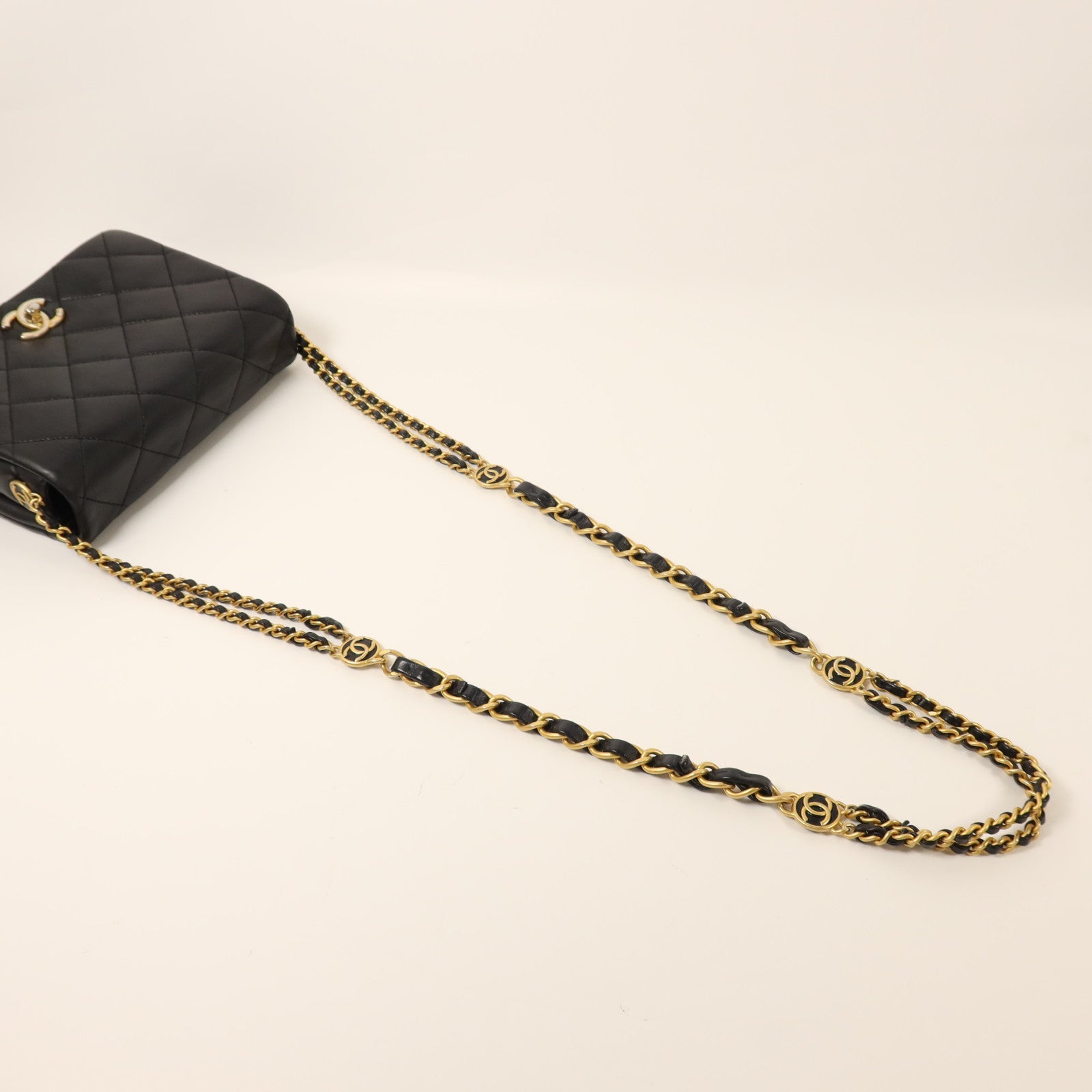 CHANEL 【激減優惠】牛皮皮革Chain Shoulder金扣鏈帶肩背袋