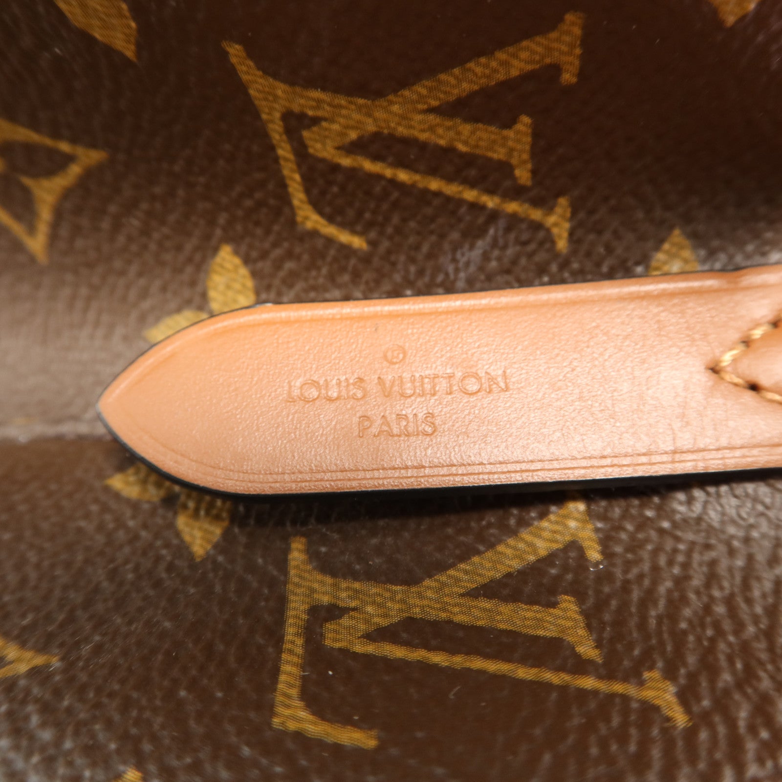 LOUIS VUITTON Monogram NeoNoe MM金扣肩背袋棕色