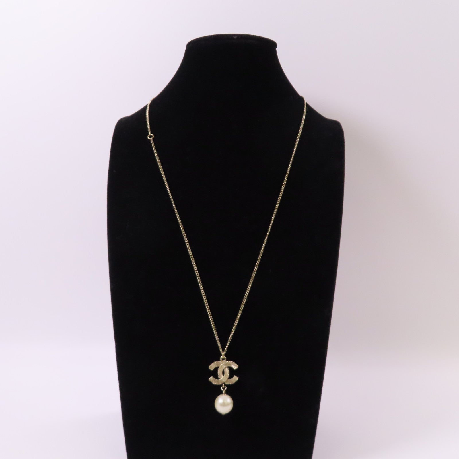 CHANEL CC GHW Necklace B14/S Metal PVC White/Gold