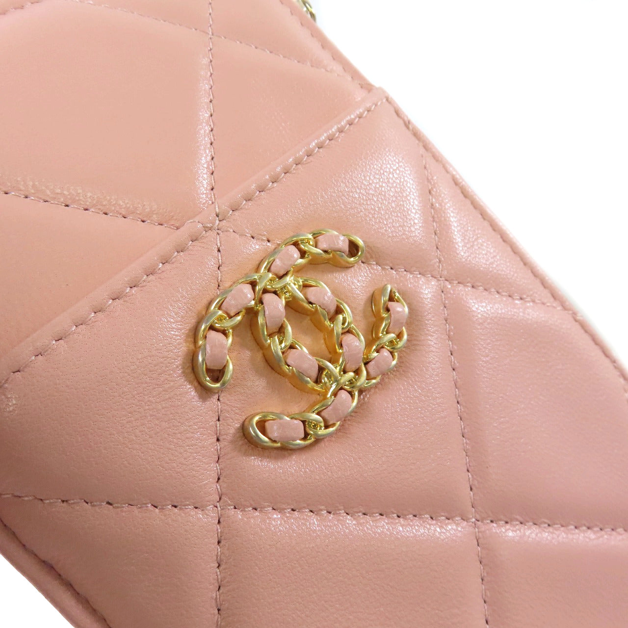 CHANEL 【激減優惠】菱格羊皮皮革Chanel 19 Phone & Card Holder金扣手機/卡片套粉紅色