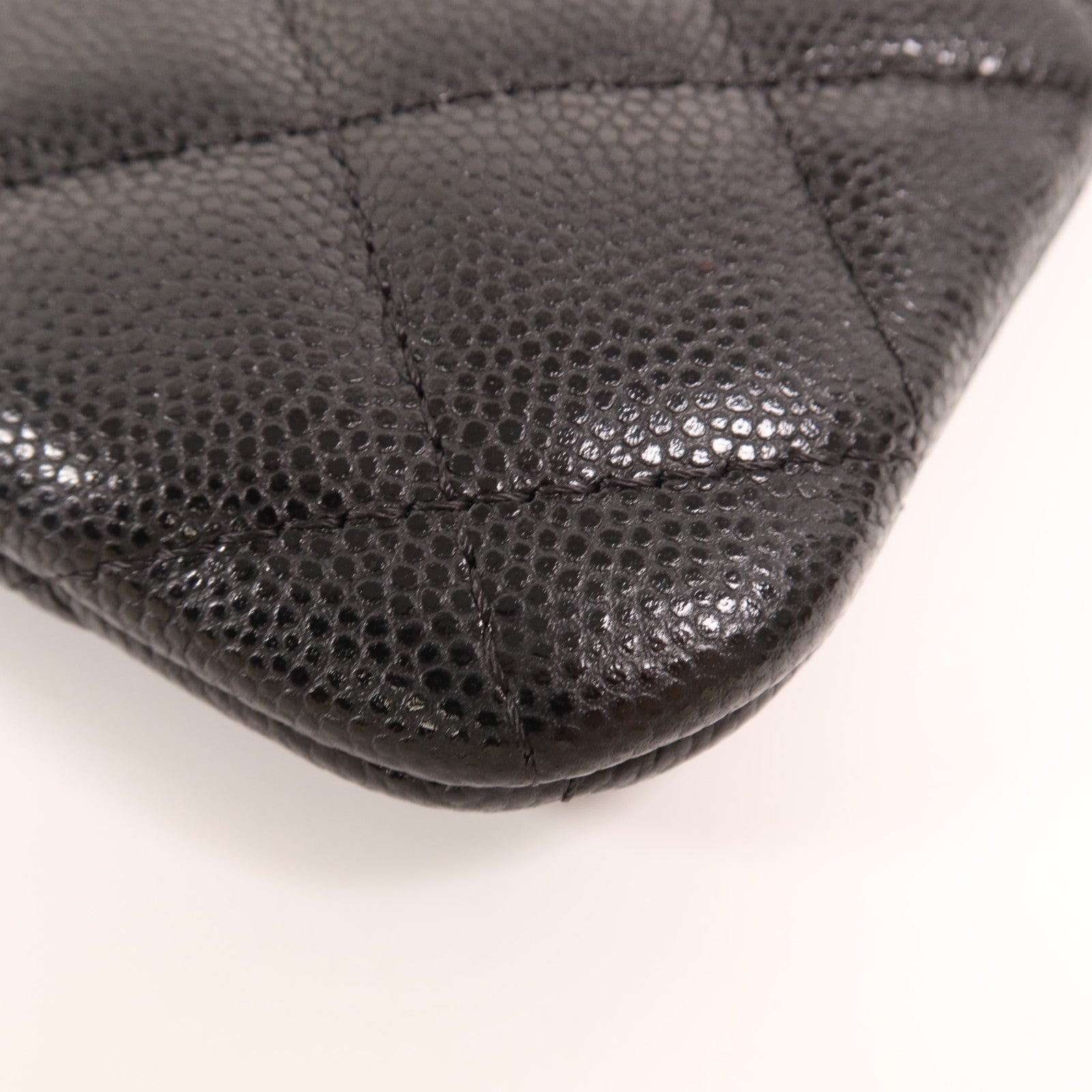 CHANEL 牛皮皮革Mini Pouch金扣手拿包