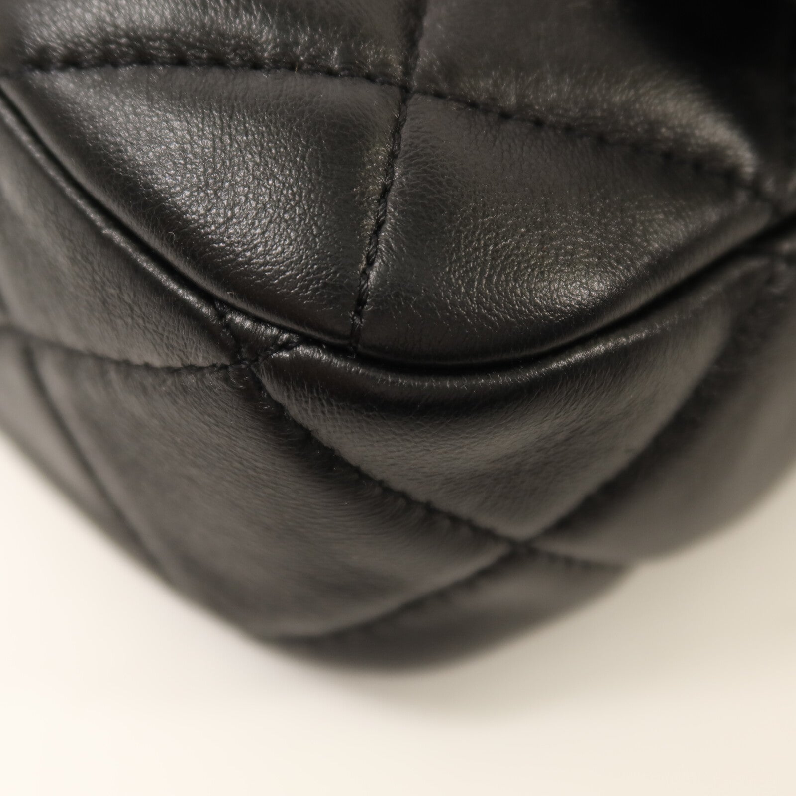 CHANEL 羊皮皮革Chain Shoulder鏈帶肩背袋