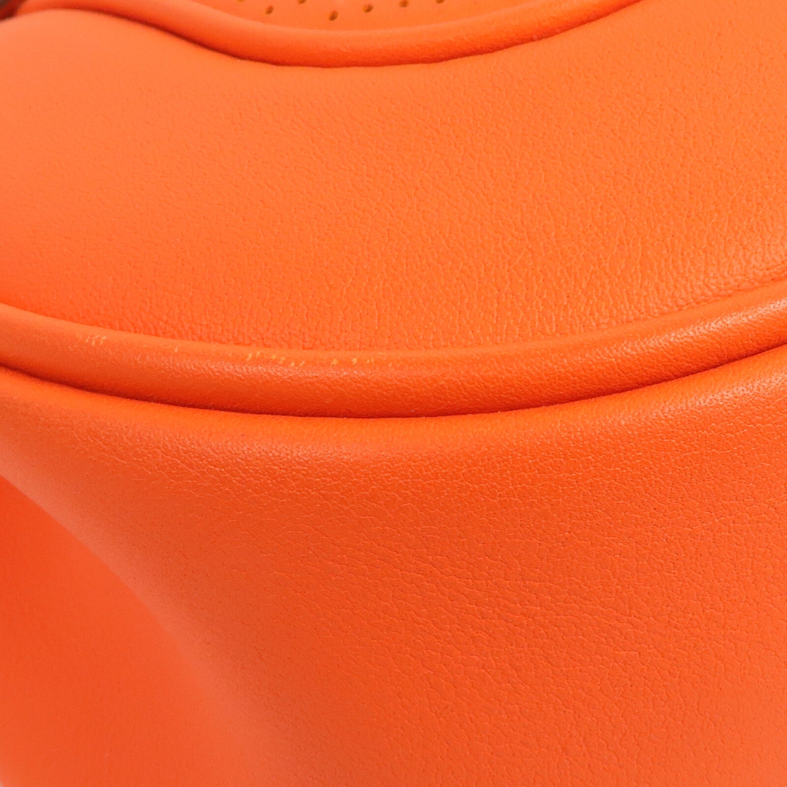 HERMES Swift皮革Berline Mini銀扣肩背袋