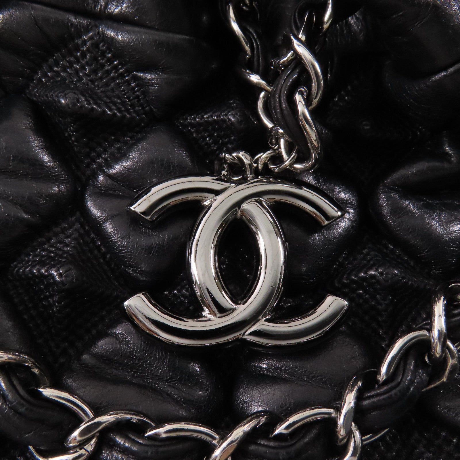 CHANEL 牛皮皮革Shoulder Bag銀扣肩背袋