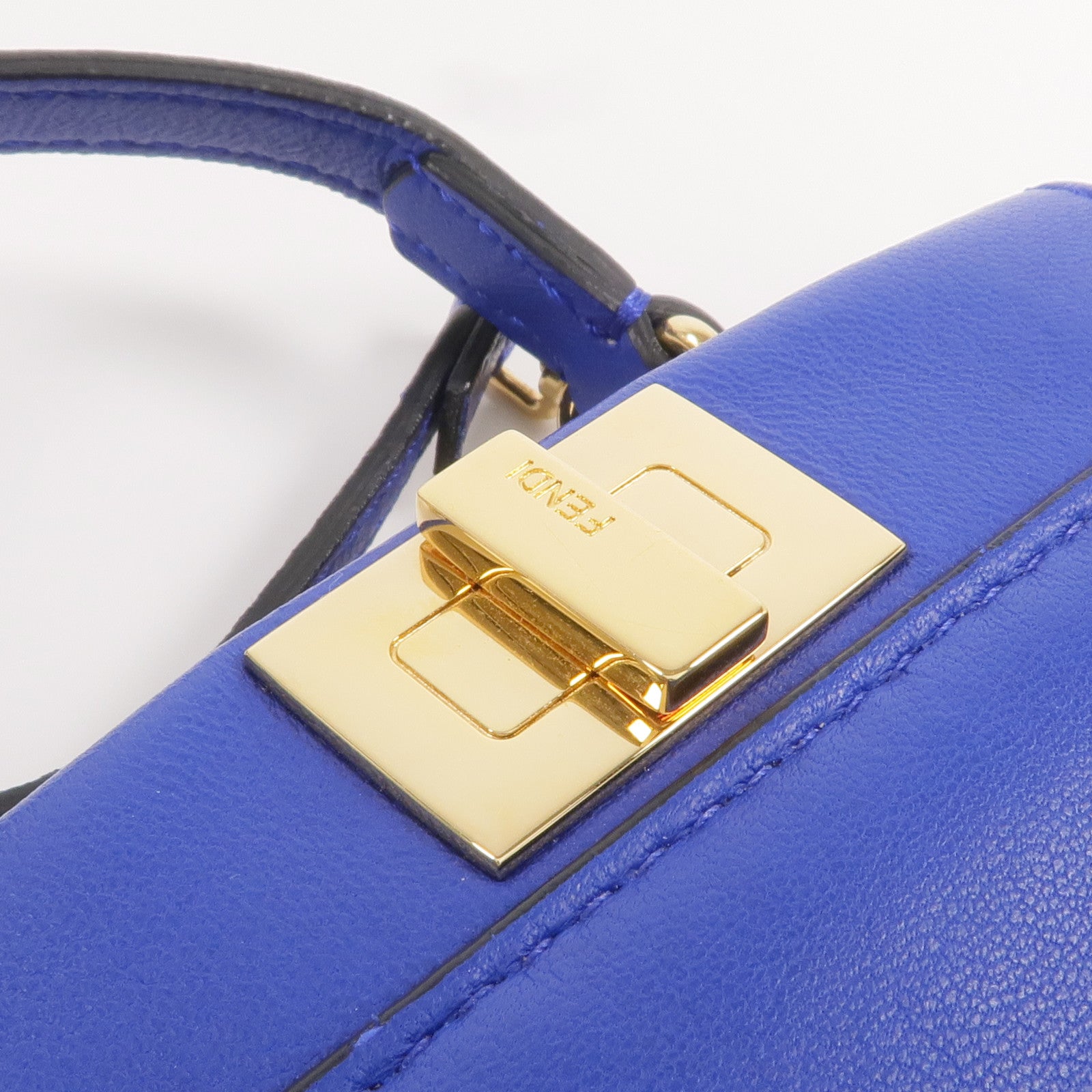 FENDI 牛皮皮革Micro Peekaboo金扣手挽肩背兩用袋