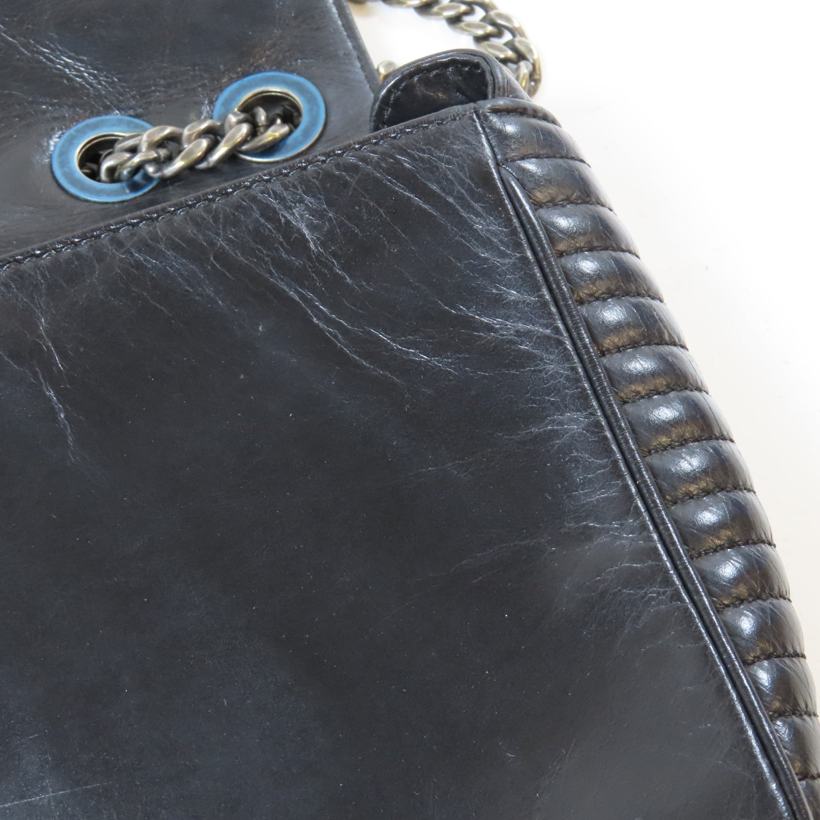 CHANEL 牛皮皮革Chain Shoulder銀扣肩背袋黑色