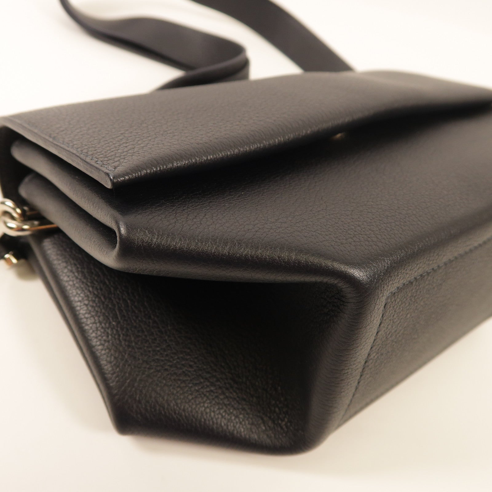HERMES PHW Opli 24 Shoulder Bag Clemence Leather Black