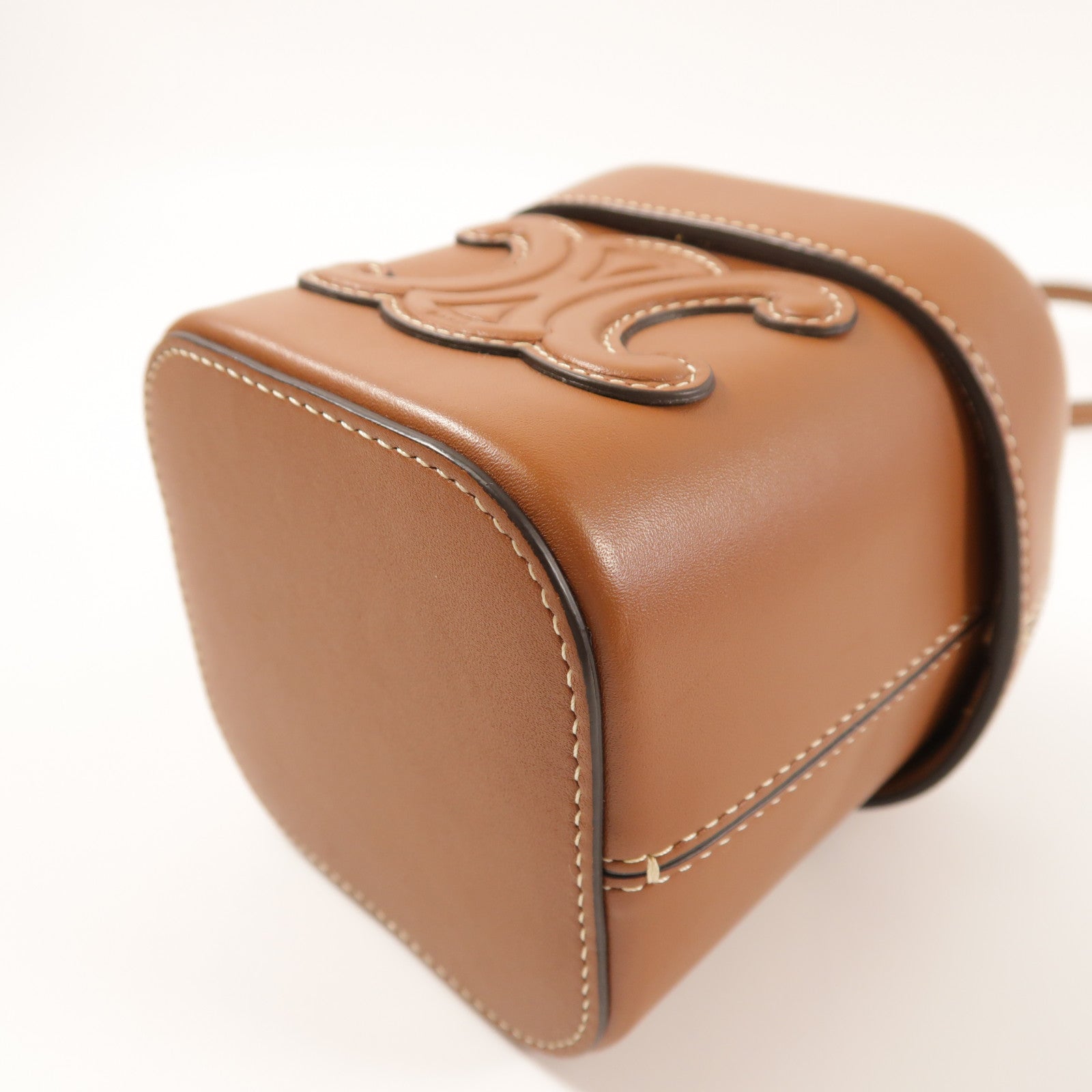 CELINE 【激減優惠】牛皮皮革Cuir Triomphe Box Small金扣肩背袋