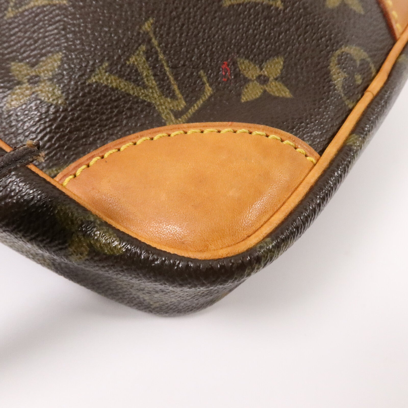 LOUIS VUITTON Monogram Danube金扣肩背袋
