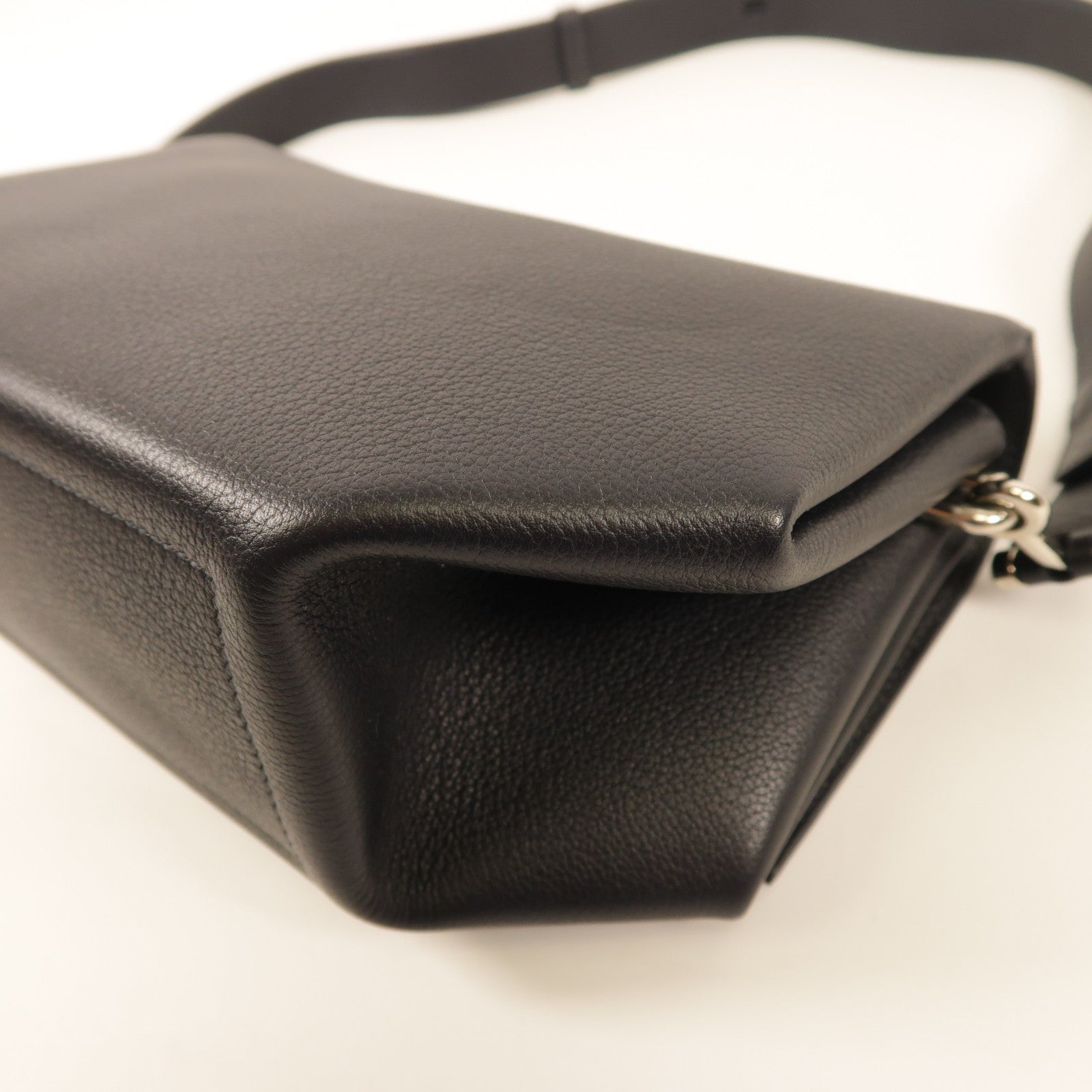 HERMES PHW Opli 24 Shoulder Bag Clemence Leather Black