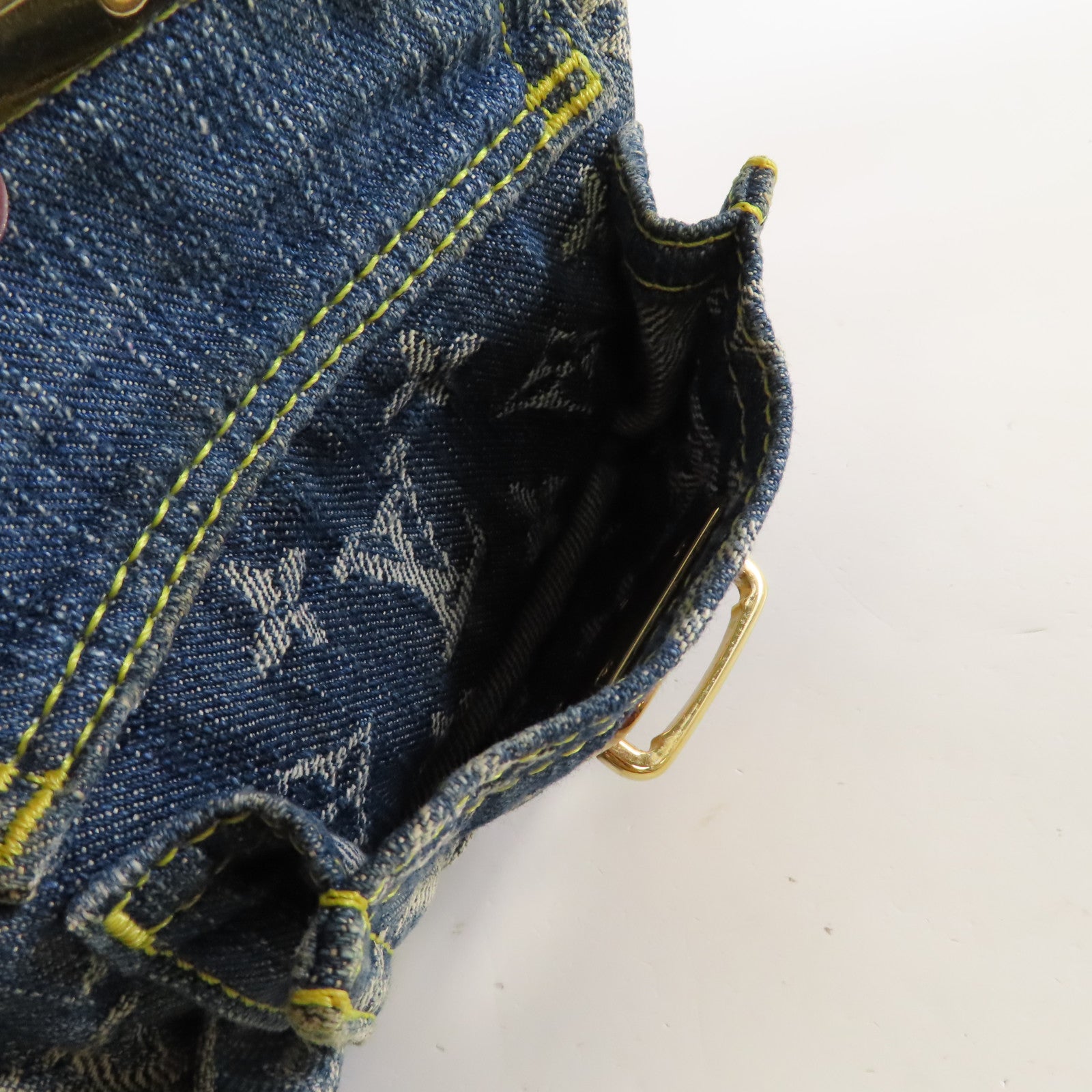 LOUIS VUITTON Monogram Denim Baggy PM Shoulder Bag金扣肩背袋藍色