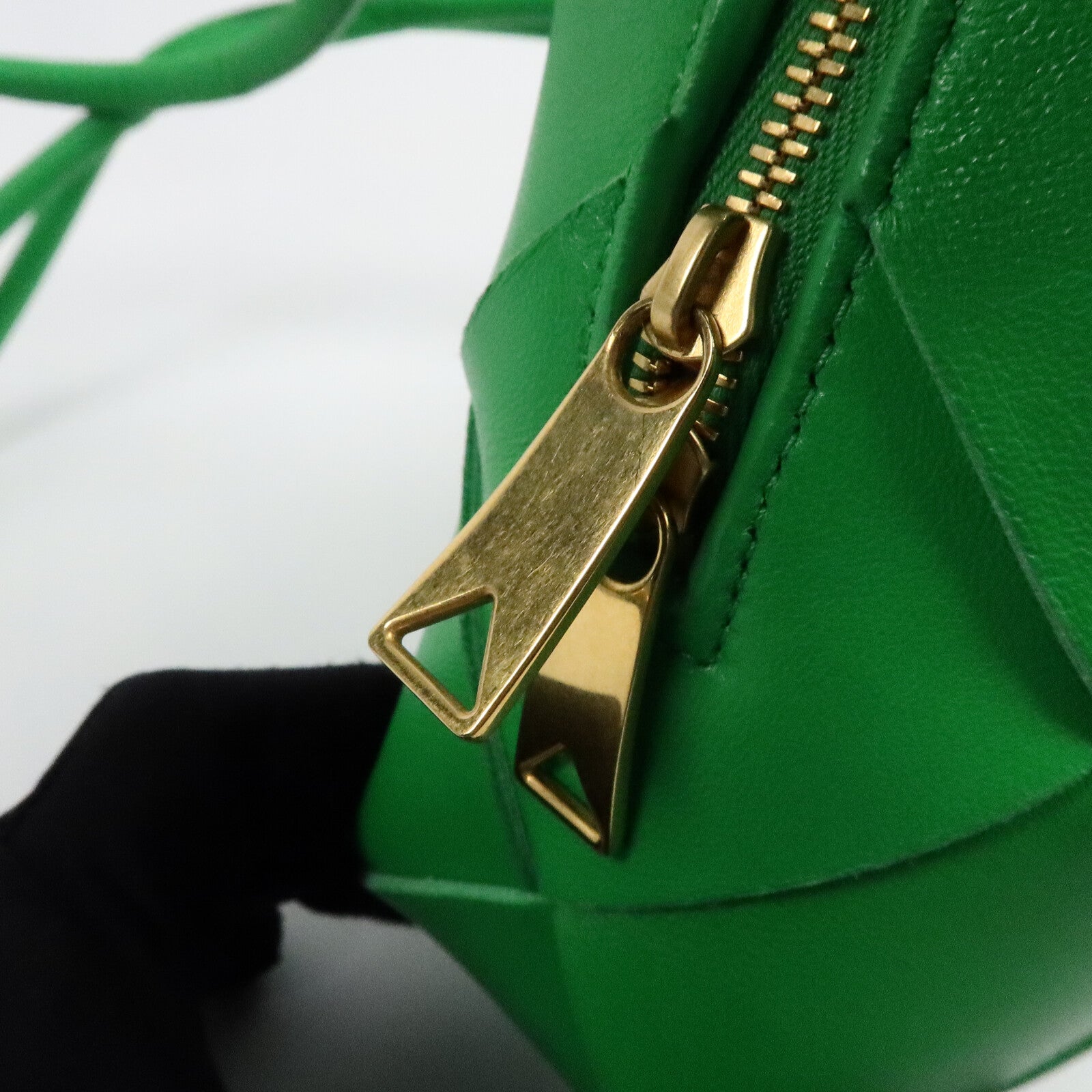 BOTTEGA VENETA 羊皮皮革Mini Cassette Camera Bag肩背袋