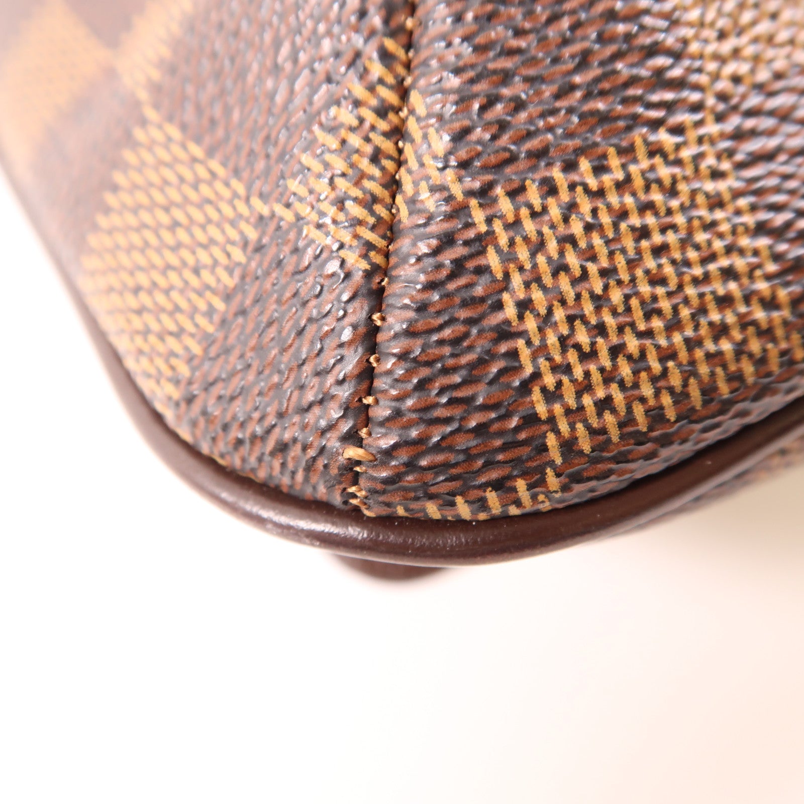 LOUIS VUITTON Damier Musette Tango金扣肩背袋棕色