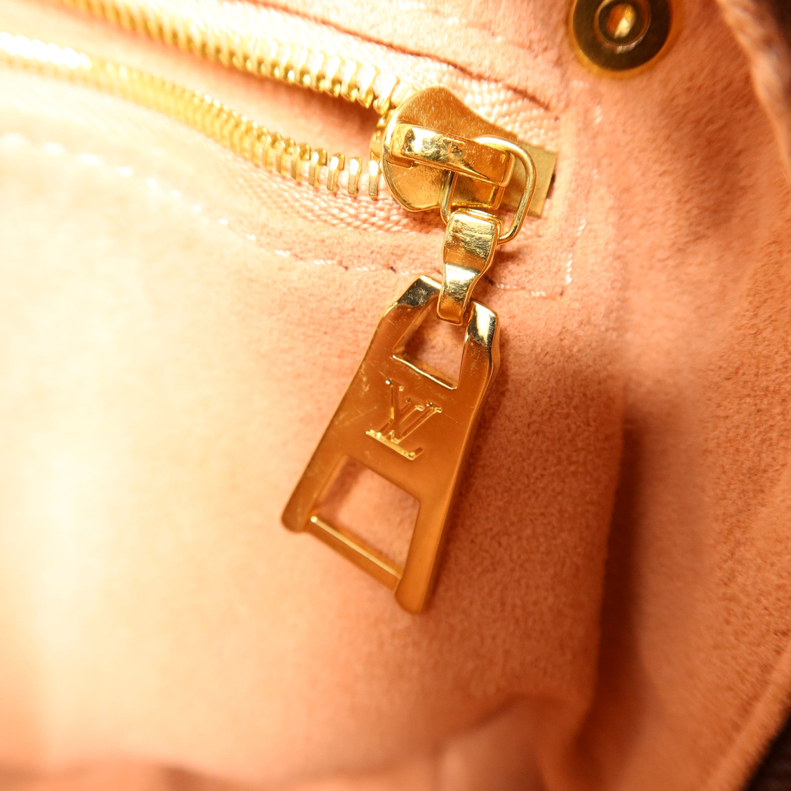 LOUIS VUITTON Monogram Petite Malle Souple金扣手挽肩背兩用袋棕色/粉紅色