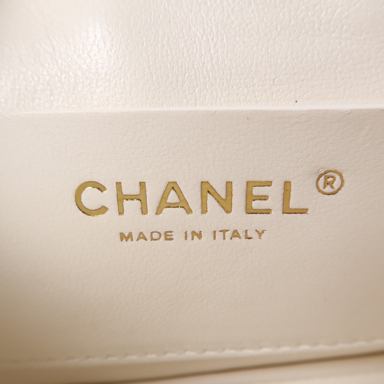 CHANEL 菱格牛皮皮革Chain Shoulder金扣手挽肩背兩用袋白色