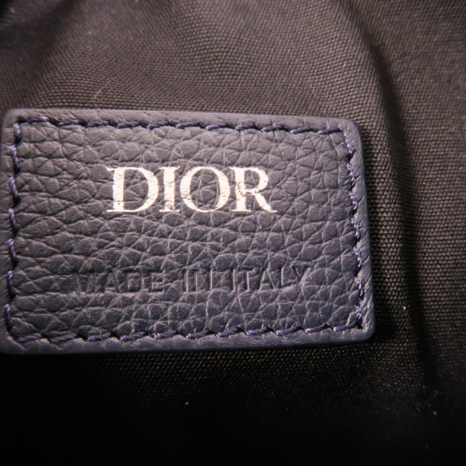 Dior 牛皮皮革Roller Messenger肩背袋