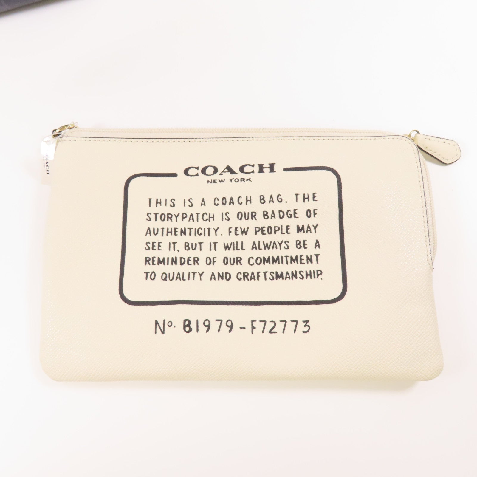 COACH 塗層帆布Shoulder Bag金扣肩背袋