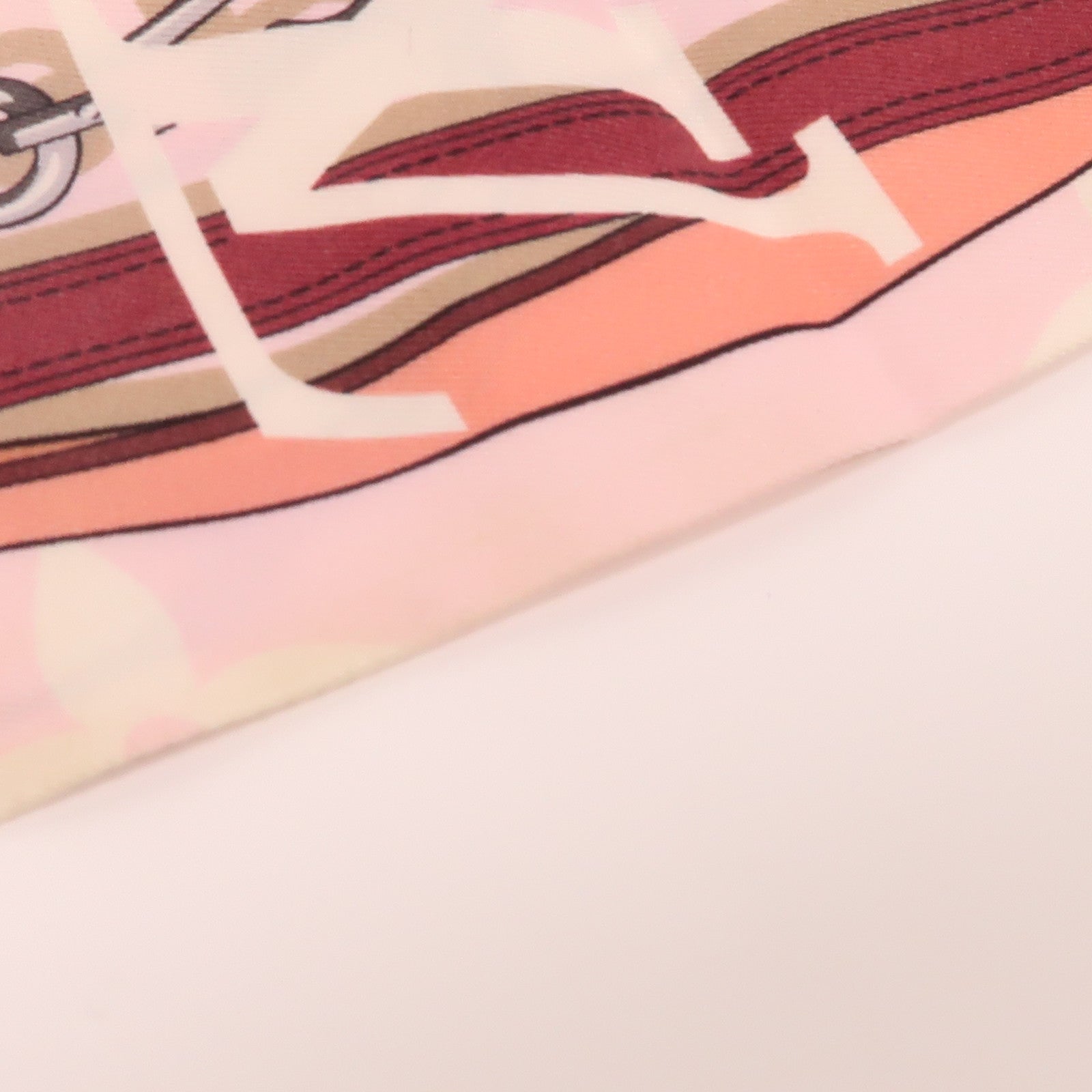 LOUIS VUITTON 絲質Scarf絲巾