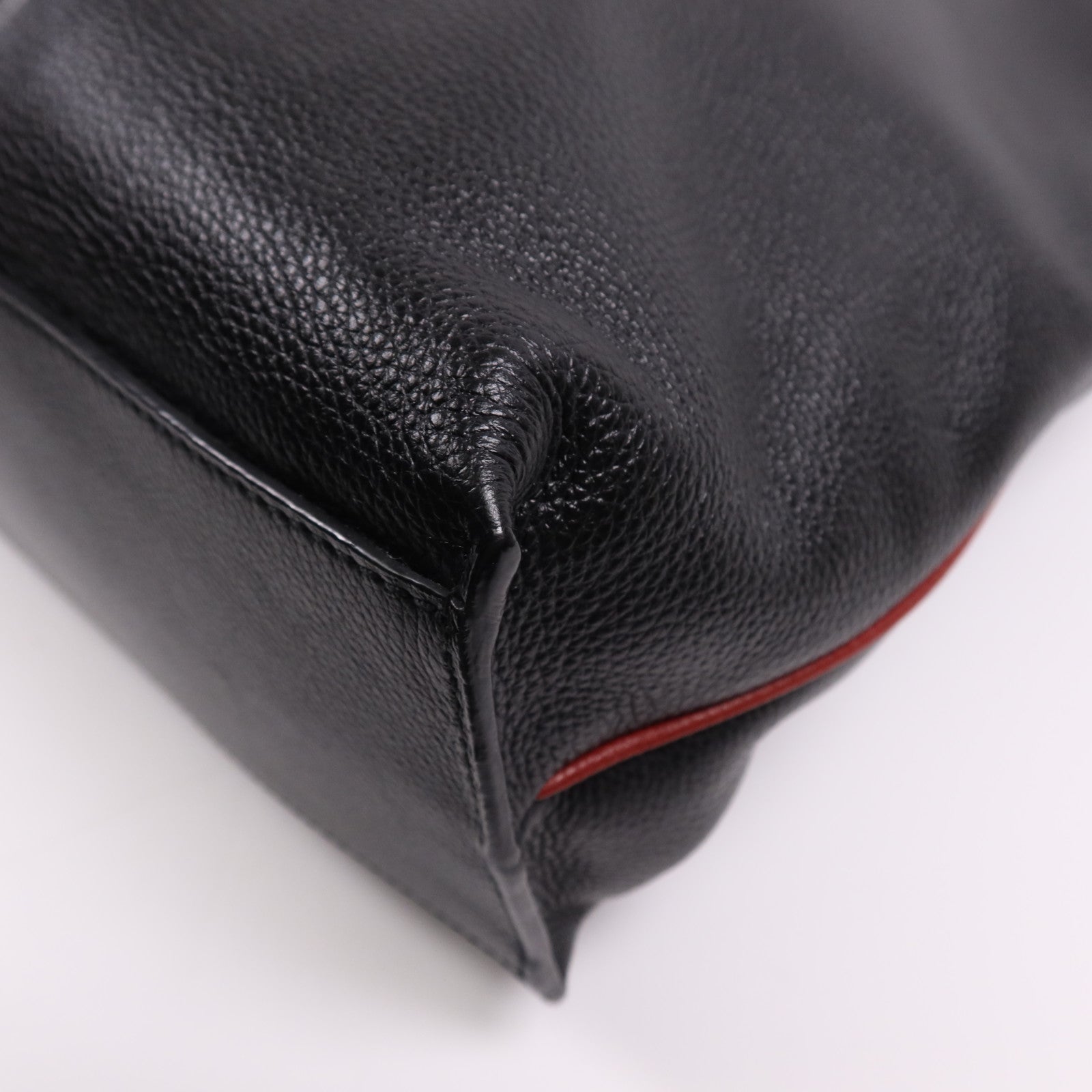 BALLY 牛皮皮革Shoulder Bag銀扣手挽袋
