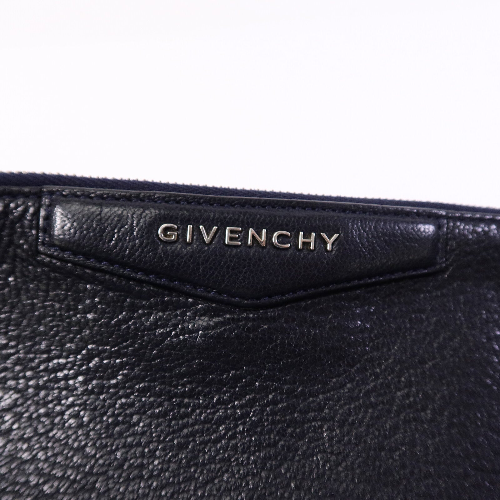 GIVENCHY 牛皮皮革Hand Bag手拿包