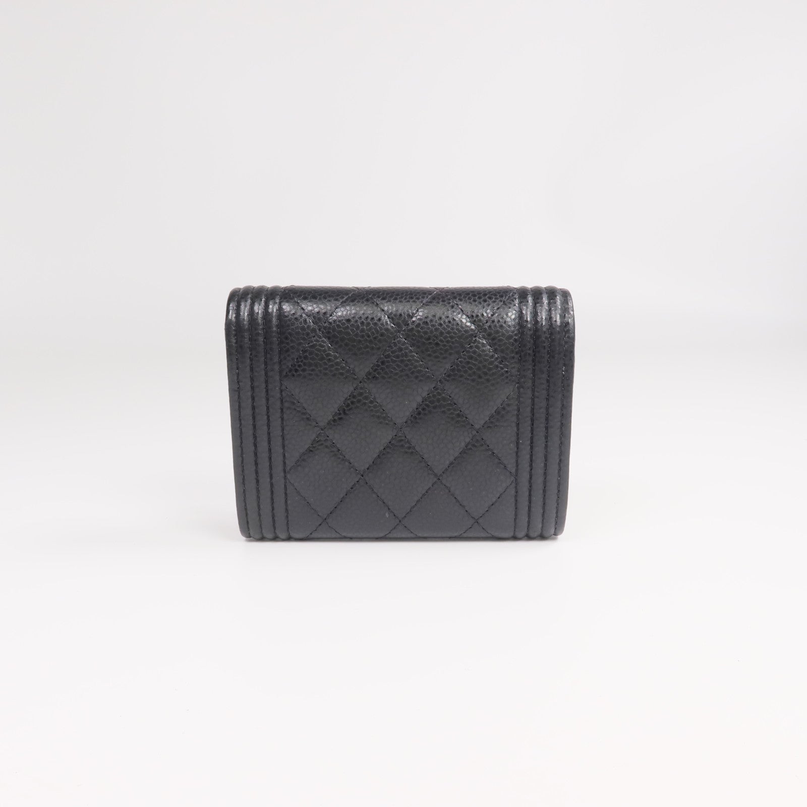 CHANEL 牛皮皮革Boy Card Case金扣卡片套