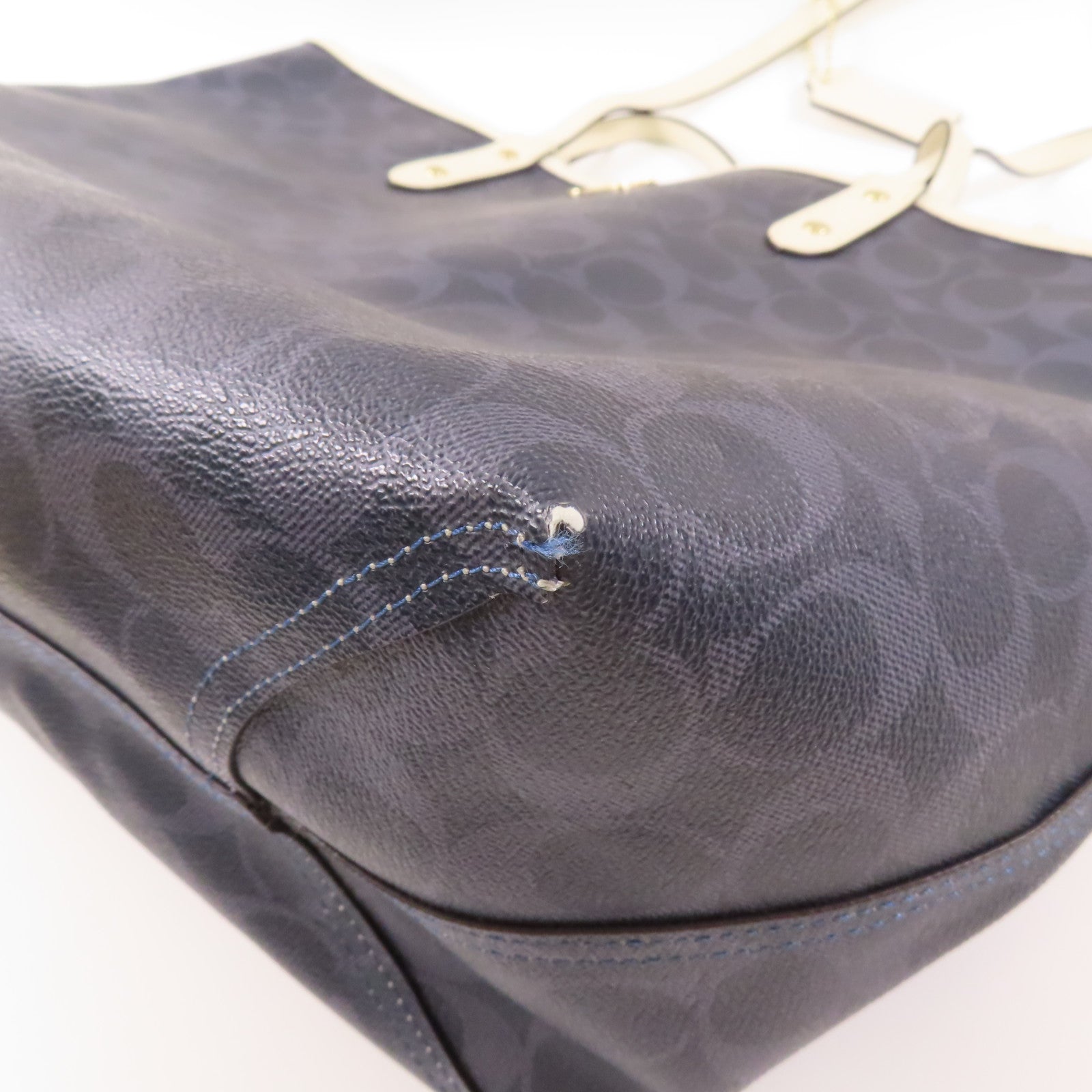 COACH 塗層帆布Shoulder Bag金扣肩背袋