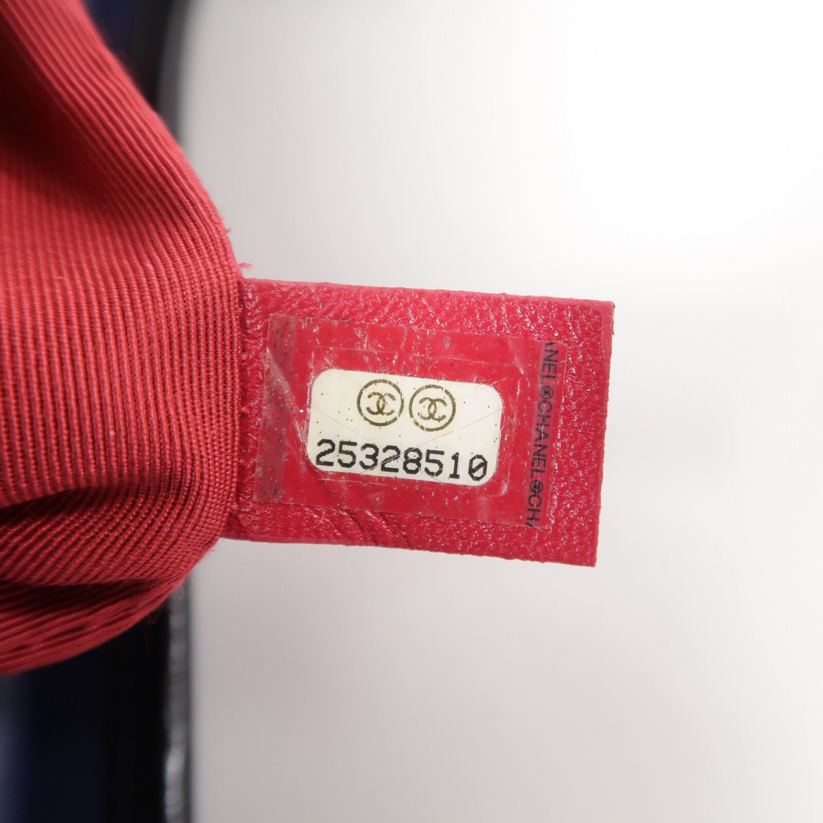 CHANEL 牛皮皮革Gabrielle Medium鏈帶肩背袋