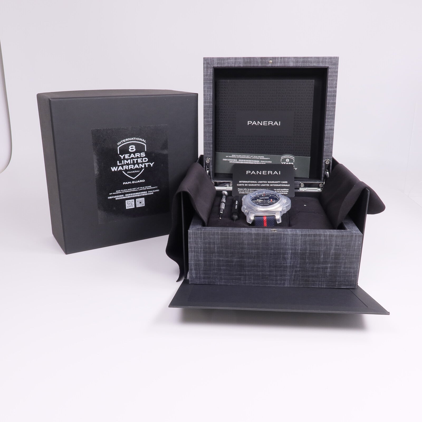 PANERAI Luminor Chrono Luna Rossa PAM01303