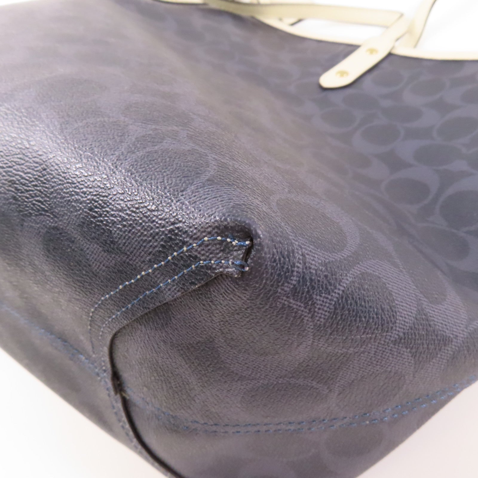 COACH 塗層帆布Shoulder Bag金扣肩背袋