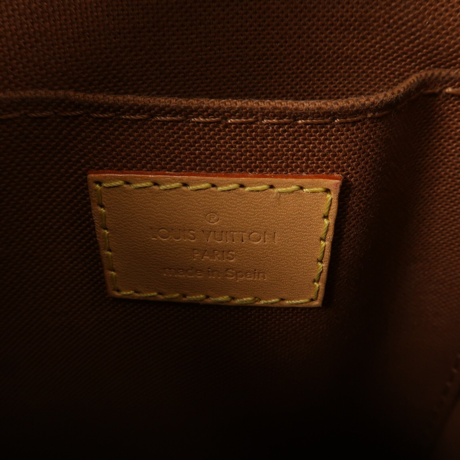LOUIS VUITTON Monogram Petit Sac Plat手挽肩背兩用袋