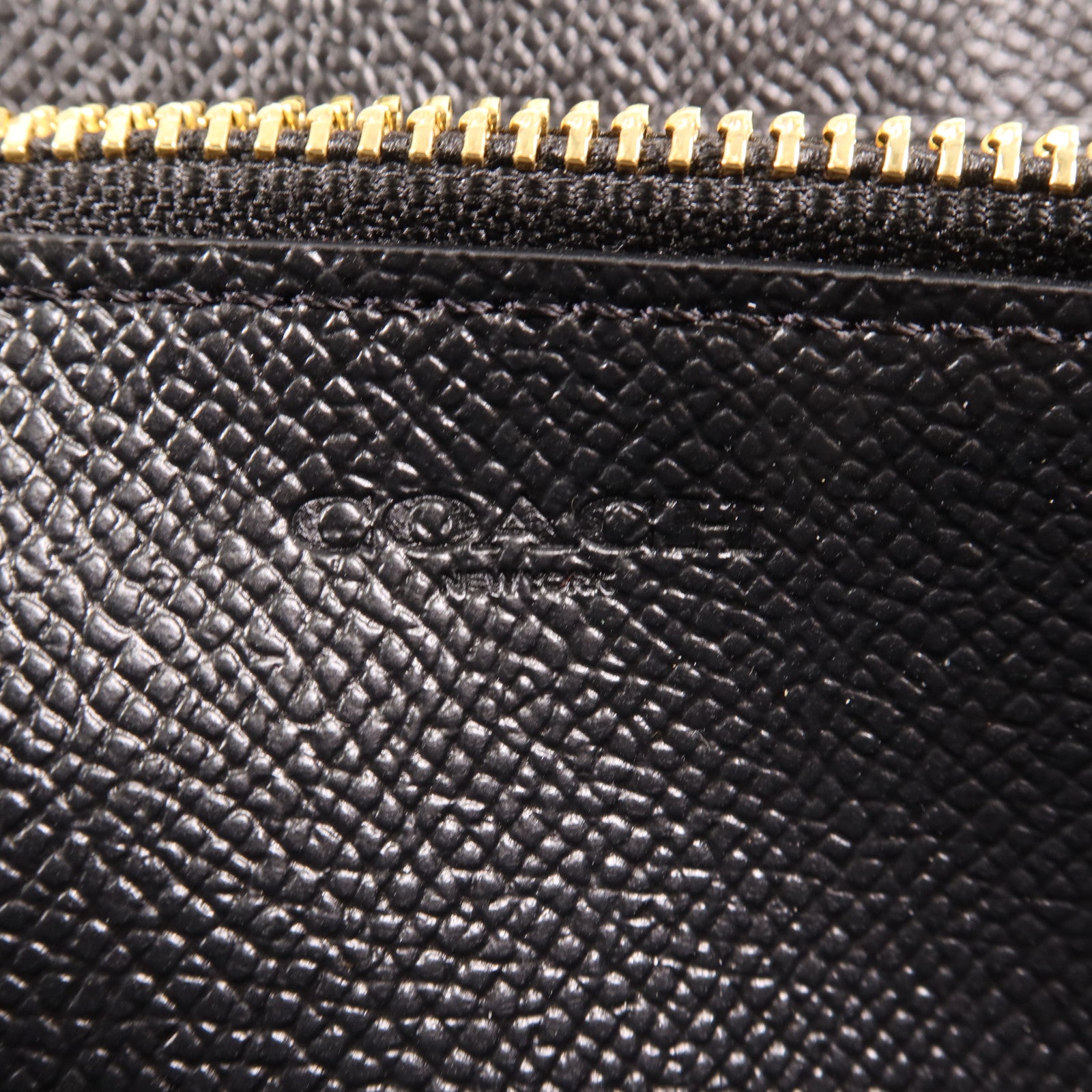 COACH 牛皮皮革Long Wallet金扣長錢包