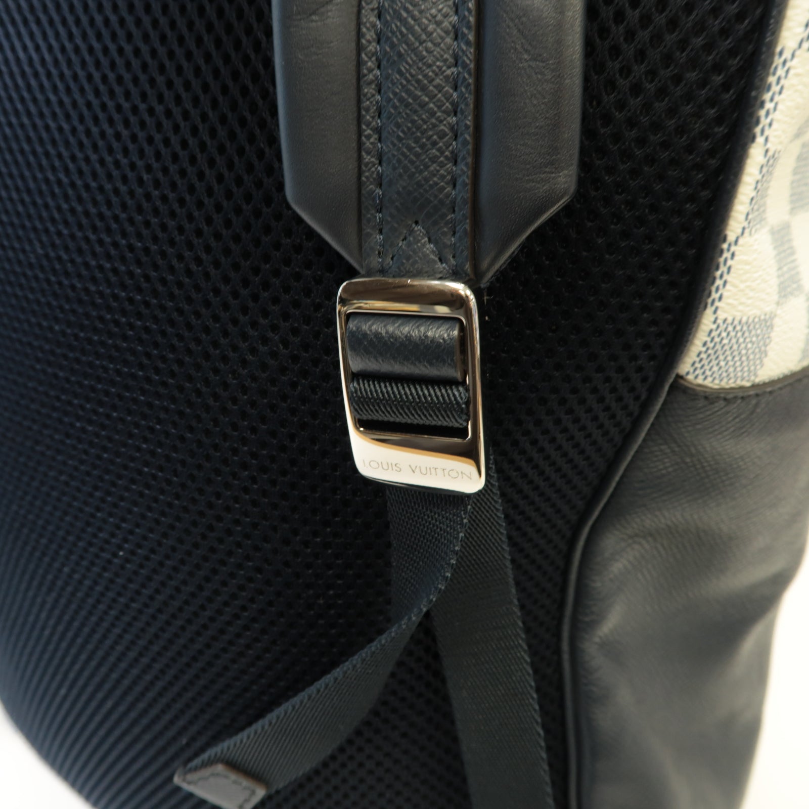 LOUIS VUITTON Damier Coast Matchpoint Backpack銀扣背包白色/深藍色