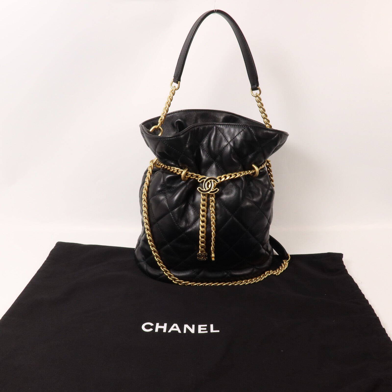 CHANEL 羊皮皮革Bucket Bag鏈帶手挽肩背兩用袋