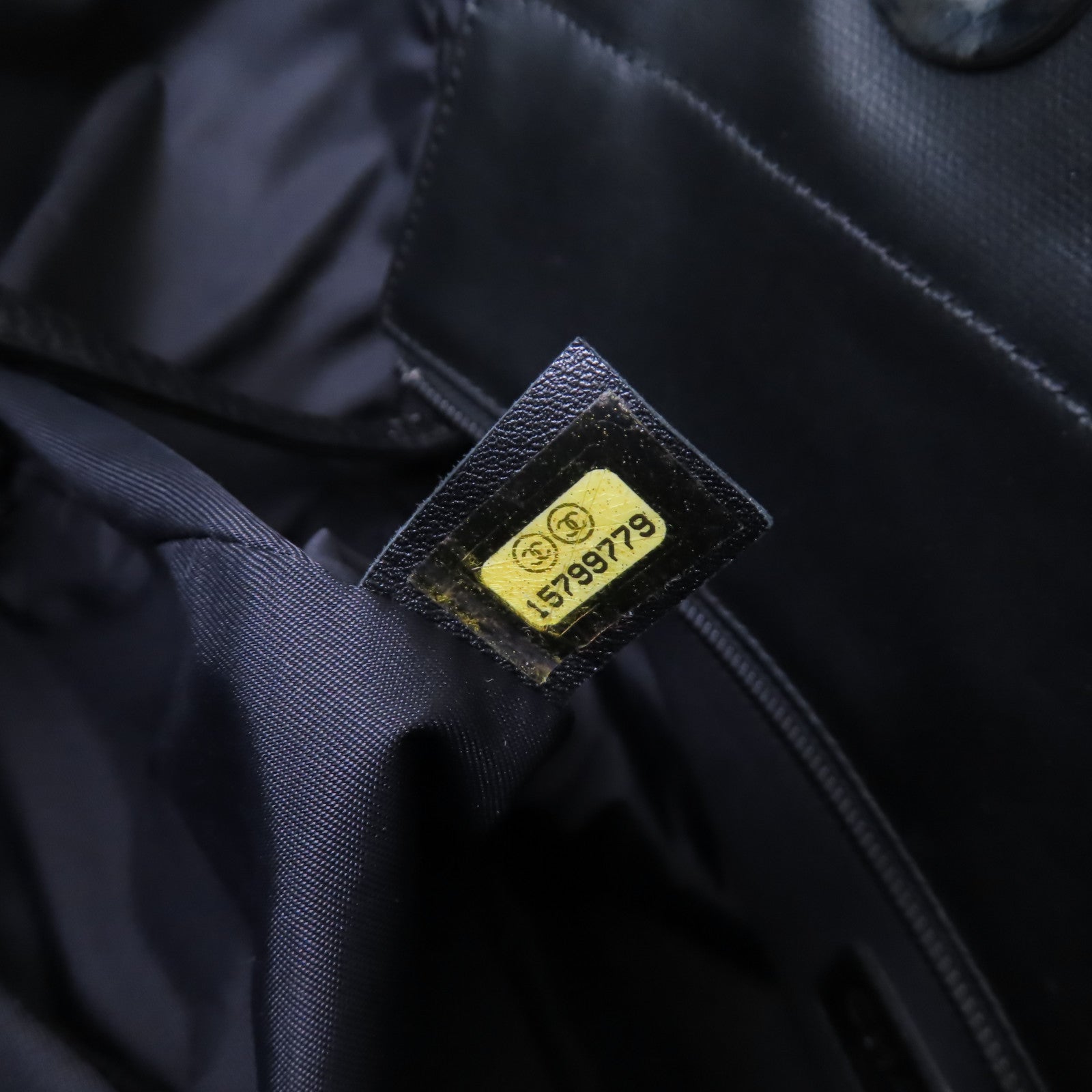 CHANEL 菱格塗層帆布Biarritz Tote Bag Large Tote Bag銀扣肩背袋