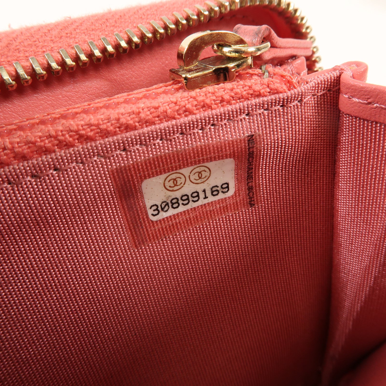 CHANEL 羊皮皮革Wallet金扣錢包