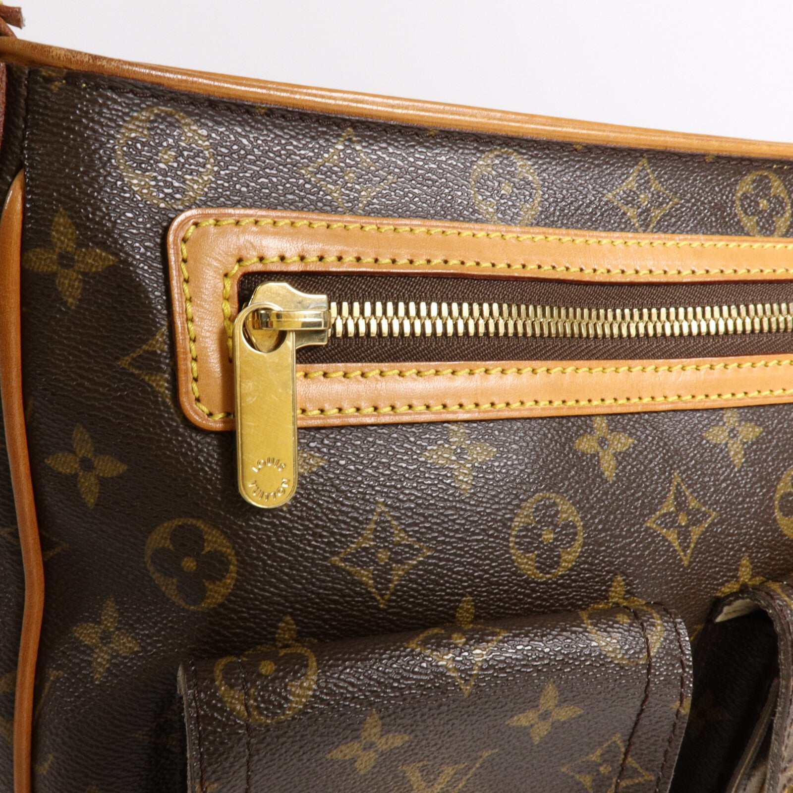 LOUIS VUITTON Monogram Hudson GM肩背袋